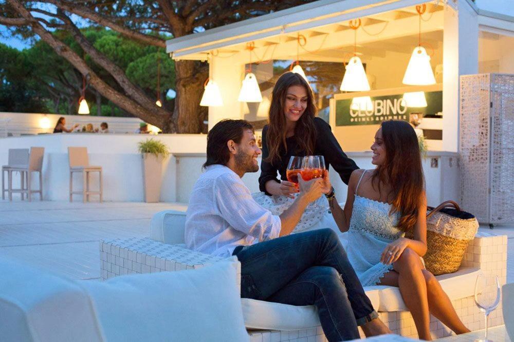 Estivo Premium Deluxe Mobile Homes On Camping Malibu Beach リド・ディ・イエゾロ エクステリア 写真