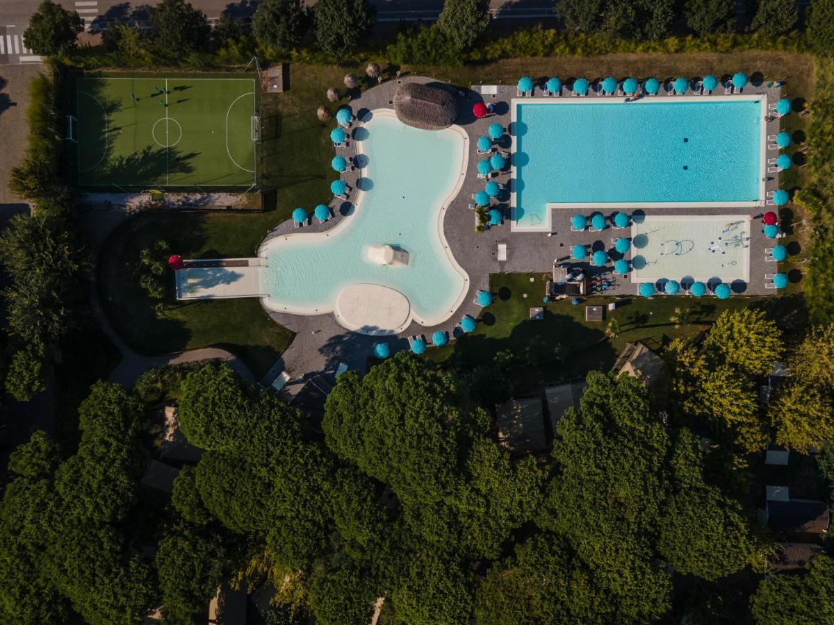 Estivo Premium Deluxe Mobile Homes On Camping Malibu Beach リド・ディ・イエゾロ エクステリア 写真