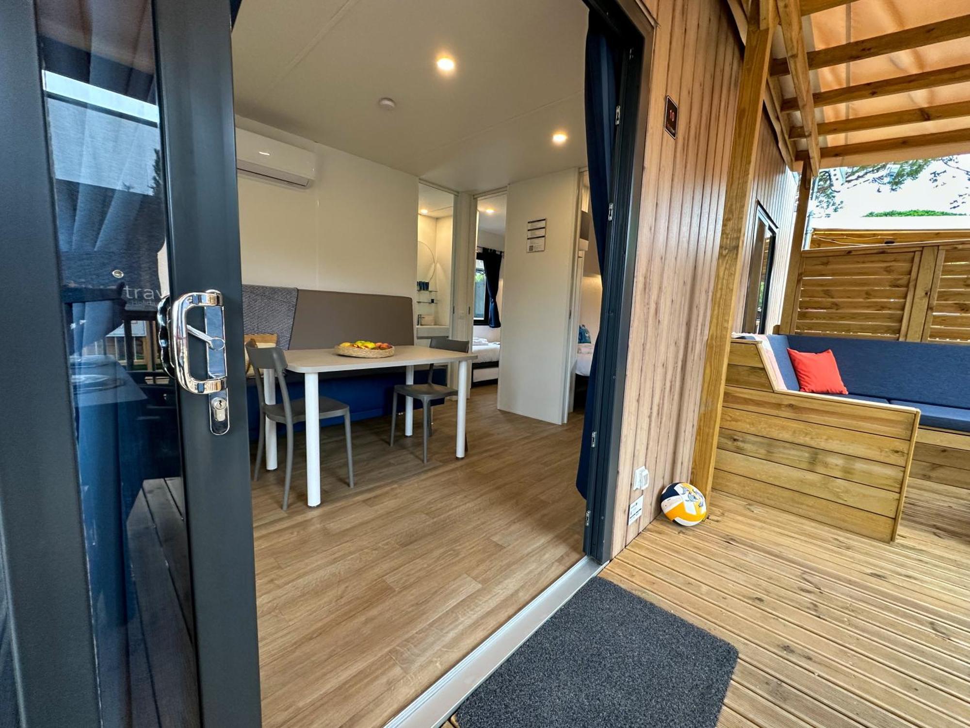 Estivo Premium Deluxe Mobile Homes On Camping Malibu Beach リド・ディ・イエゾロ エクステリア 写真