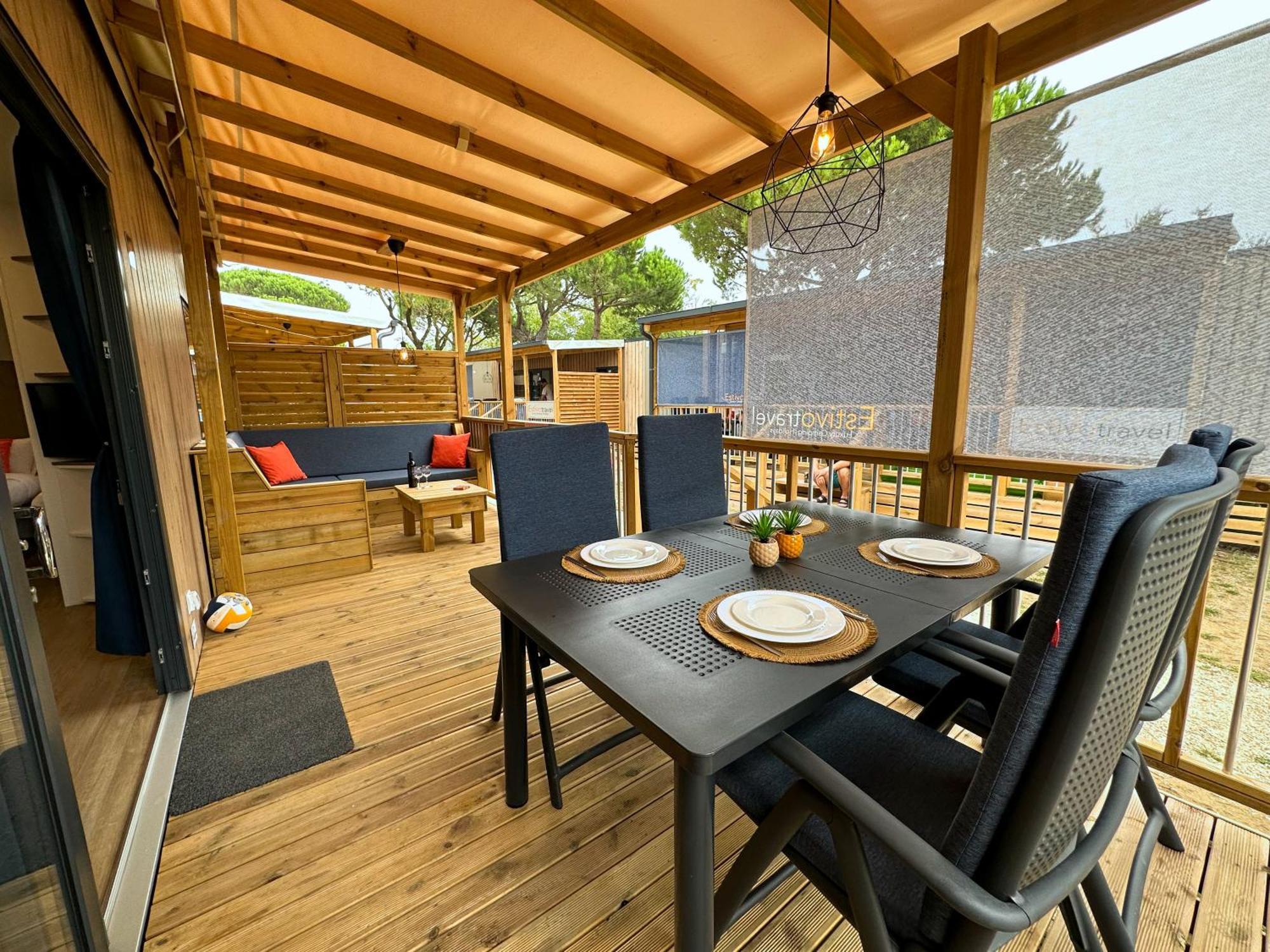 Estivo Premium Deluxe Mobile Homes On Camping Malibu Beach リド・ディ・イエゾロ エクステリア 写真